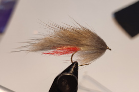 Маленькое изображение вязание нахлыстовой мушки стримера зонкер Маленькое фото вязание нахлыстовой мушки стримера зонкер