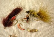 Продолжаются занятия школы по вязанию мушек Продолжаются занятия школы по вязанию мушек