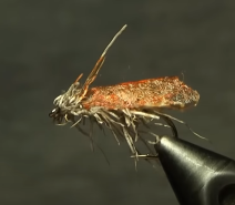 Большое фото как связать сухую нахлыстовую мушку dry deer